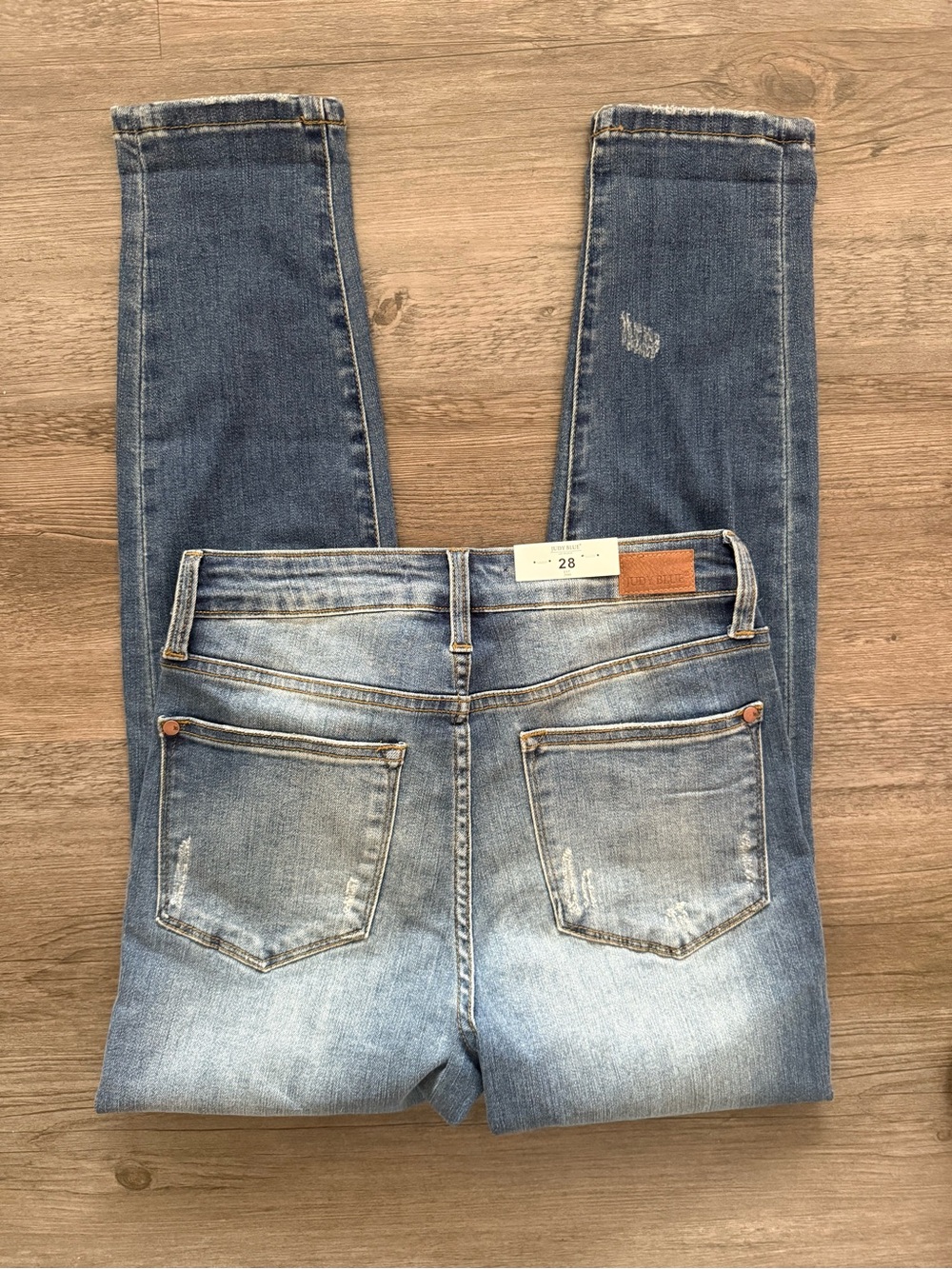 NWT Judy Blue Mid-Rise Relaxed Fit Jeans Size 28 - Picture 5 of 7